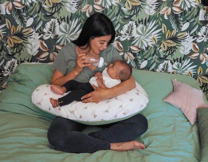 Tineo 2-in-1 Maternity Cushion - Sage Green - Image 12