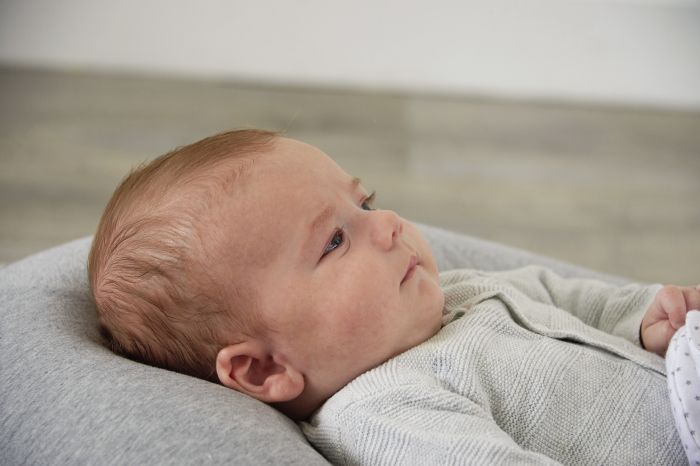 Candide Multi-Relax Nursing and Pregnancy Pillow - 3-in-1 Multi-Function Feeding and Pregnancy Pillow - Image 20