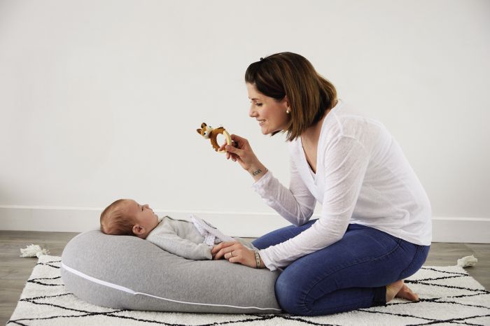 Candide Multi-Relax Nursing and Pregnancy Pillow - 3-in-1 Multi-Function Feeding and Pregnancy Pillow - Image 17