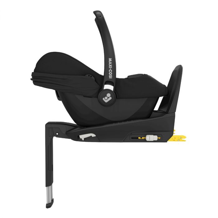 Maxi Cosi Cabriofix I-Size and Isofix Base - Image 5